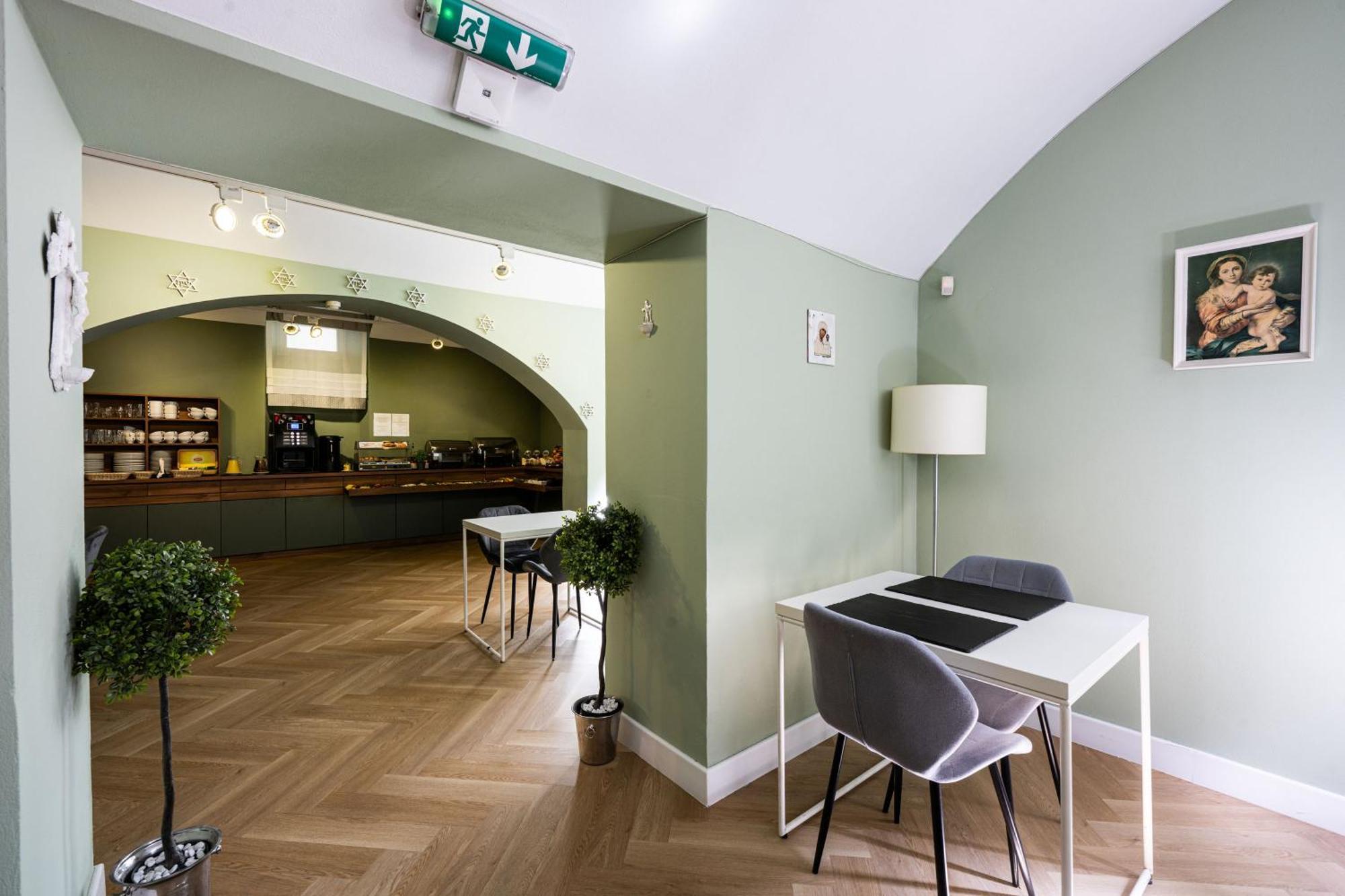 Home Aparthotel Красков Екстериор снимка
